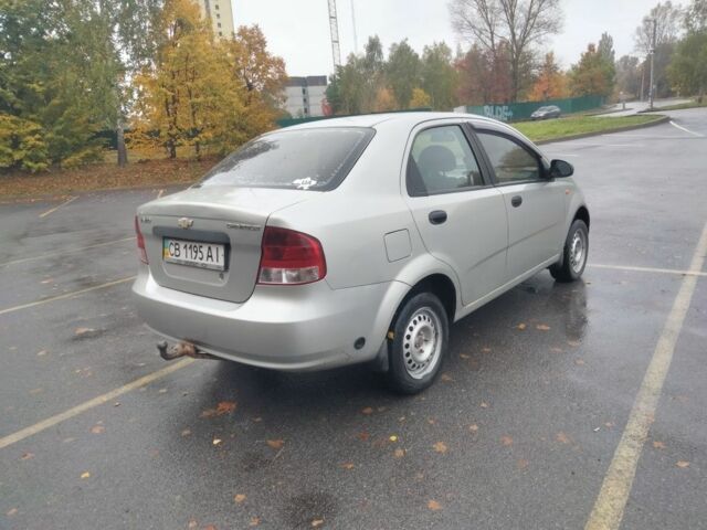 Серый Шевроле Авео, объемом двигателя 1.5 л и пробегом 260 тыс. км за 2650 $, фото 3 на Automoto.ua