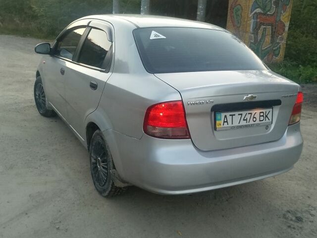 Серый Шевроле Авео, объемом двигателя 1.5 л и пробегом 243 тыс. км за 1450 $, фото 3 на Automoto.ua