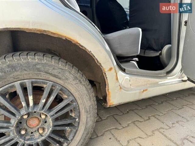 Сірий Шевроле Авео, об'ємом двигуна 1.5 л та пробігом 350 тис. км за 2200 $, фото 7 на Automoto.ua