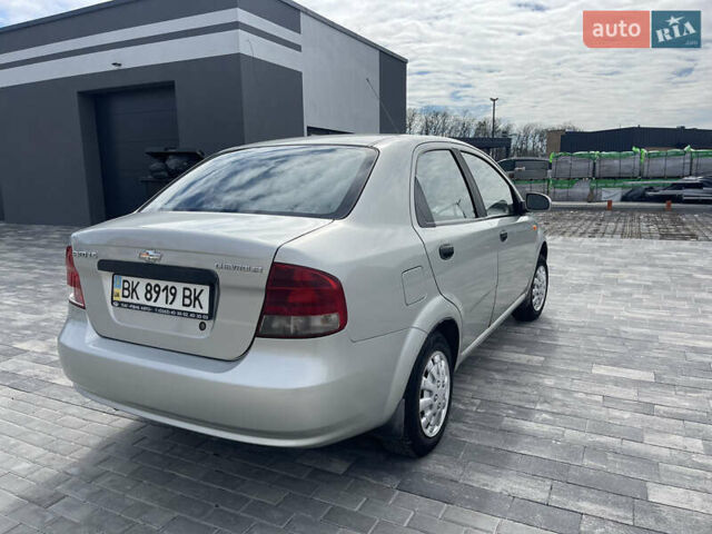 Сірий Шевроле Авео, об'ємом двигуна 1.5 л та пробігом 283 тис. км за 3900 $, фото 18 на Automoto.ua