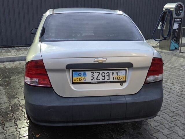 Серый Шевроле Авео, объемом двигателя 1.5 л и пробегом 260 тыс. км за 2200 $, фото 3 на Automoto.ua
