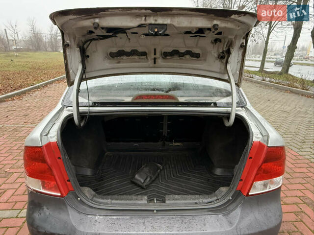 Серый Шевроле Авео, объемом двигателя 1.5 л и пробегом 153 тыс. км за 1500 $, фото 12 на Automoto.ua
