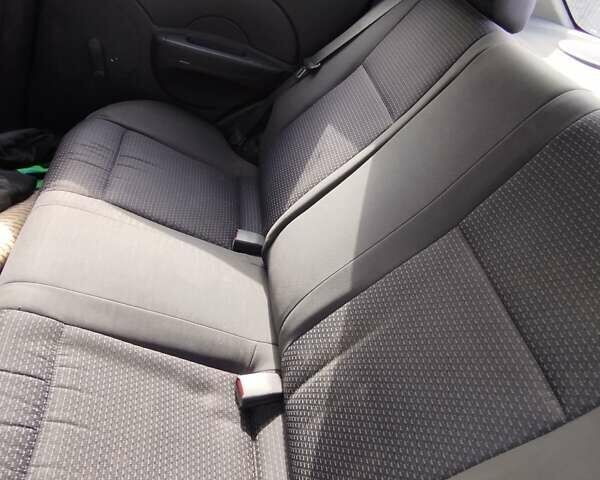 Серый Шевроле Авео, объемом двигателя 0 л и пробегом 165 тыс. км за 2400 $, фото 8 на Automoto.ua