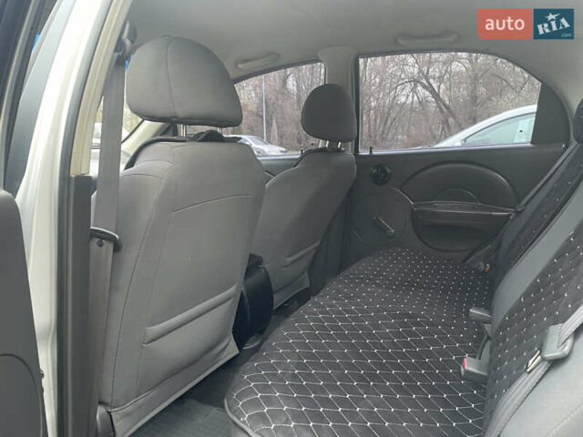 Серый Шевроле Авео, объемом двигателя 1.5 л и пробегом 97 тыс. км за 3650 $, фото 20 на Automoto.ua