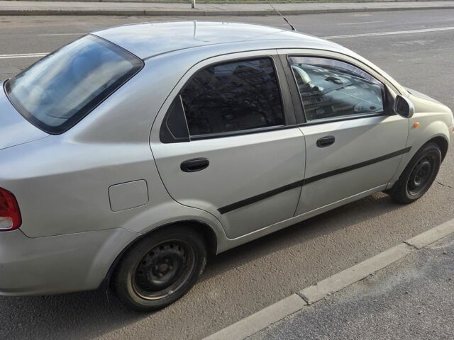 Серый Шевроле Авео, объемом двигателя 1.5 л и пробегом 120 тыс. км за 3400 $, фото 5 на Automoto.ua