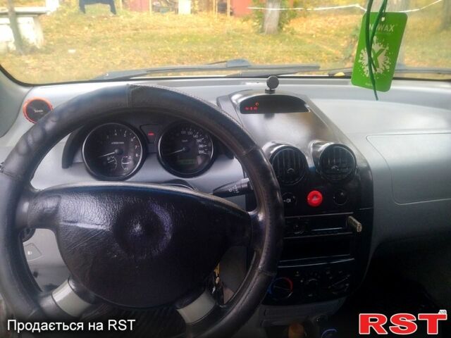 Серый Шевроле Авео, объемом двигателя 1.5 л и пробегом 370 тыс. км за 2400 $, фото 7 на Automoto.ua