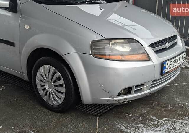 Серый Шевроле Авео, объемом двигателя 1.5 л и пробегом 265 тыс. км за 2800 $, фото 8 на Automoto.ua