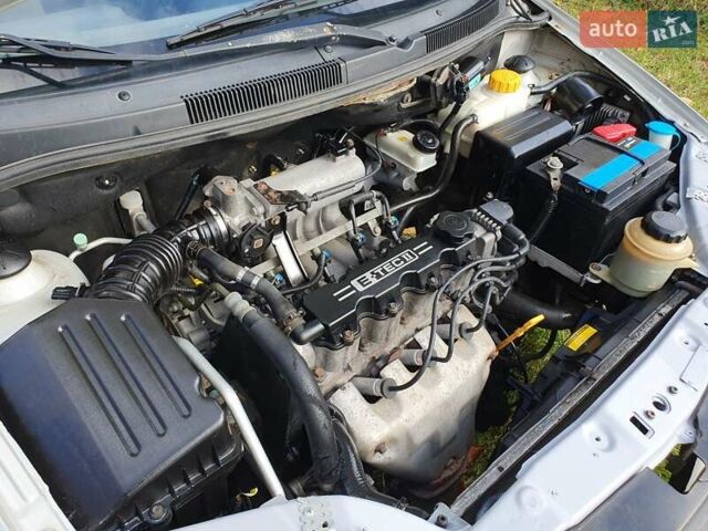 Серый Шевроле Авео, объемом двигателя 1.5 л и пробегом 188 тыс. км за 2000 $, фото 24 на Automoto.ua