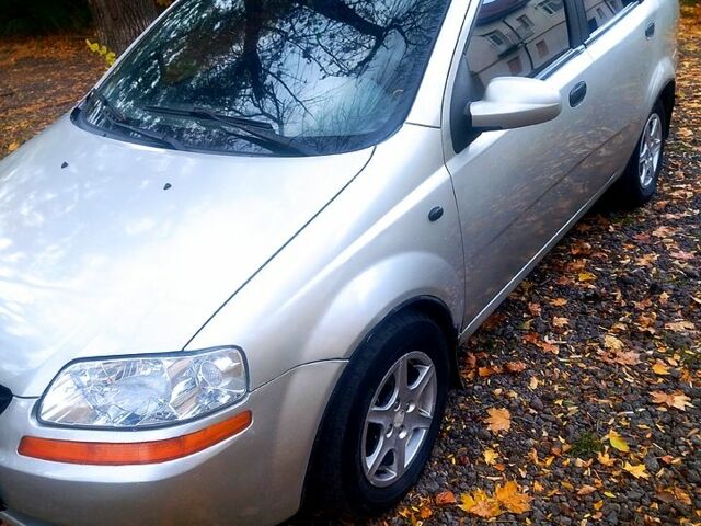 Серый Шевроле Авео, объемом двигателя 1.5 л и пробегом 370 тыс. км за 2400 $, фото 10 на Automoto.ua