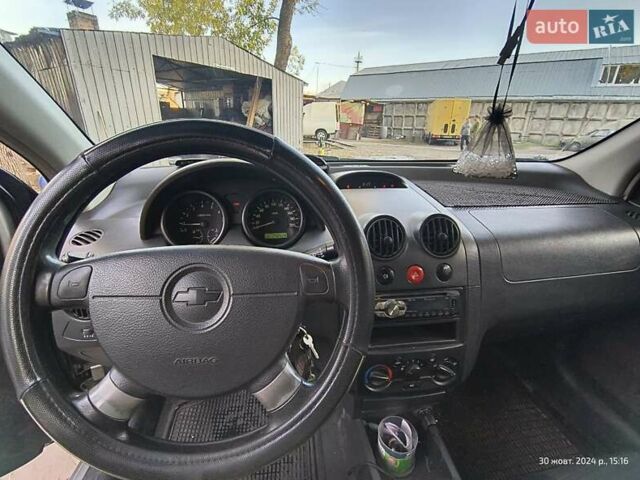 Серый Шевроле Авео, объемом двигателя 1.5 л и пробегом 340 тыс. км за 2500 $, фото 12 на Automoto.ua