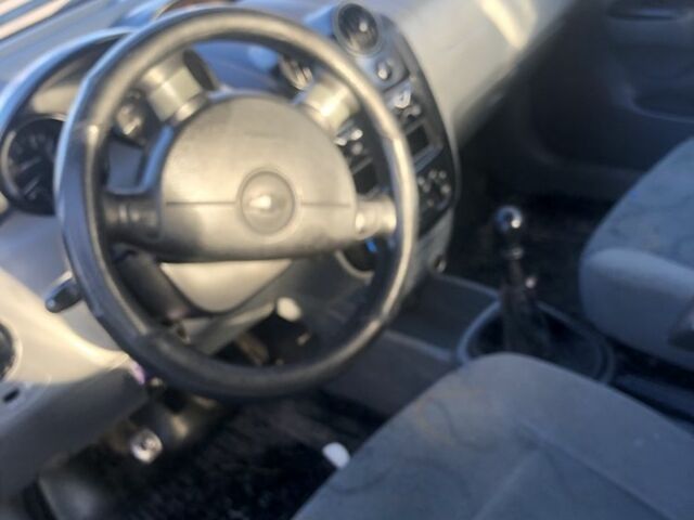 Серый Шевроле Авео, объемом двигателя 1.5 л и пробегом 258 тыс. км за 1650 $, фото 5 на Automoto.ua