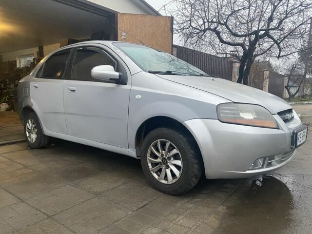 Серый Шевроле Авео, объемом двигателя 1.5 л и пробегом 488 тыс. км за 2200 $, фото 3 на Automoto.ua