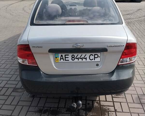 Серый Шевроле Авео, объемом двигателя 0 л и пробегом 165 тыс. км за 2400 $, фото 3 на Automoto.ua