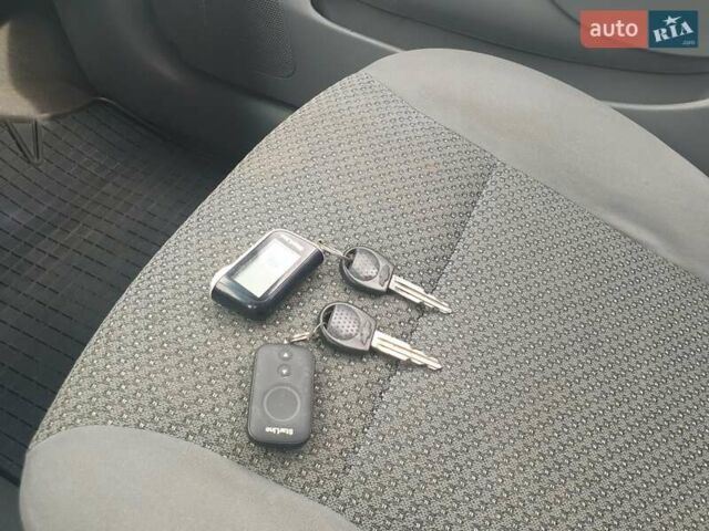 Серый Шевроле Авео, объемом двигателя 1.5 л и пробегом 280 тыс. км за 4300 $, фото 18 на Automoto.ua