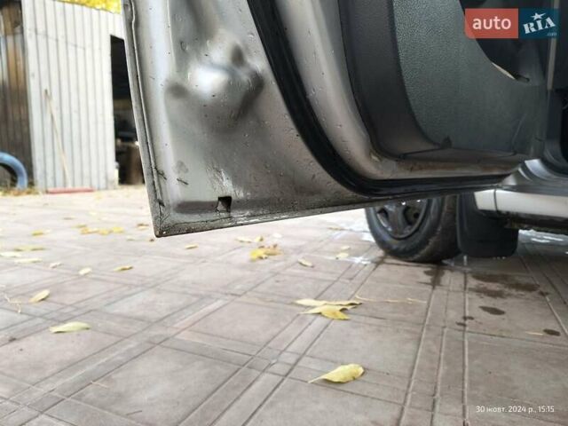 Серый Шевроле Авео, объемом двигателя 1.5 л и пробегом 340 тыс. км за 2500 $, фото 11 на Automoto.ua