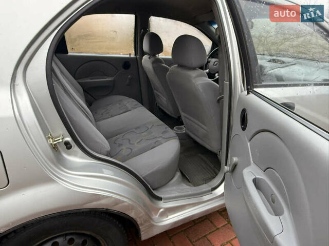Серый Шевроле Авео, объемом двигателя 1.5 л и пробегом 153 тыс. км за 1500 $, фото 13 на Automoto.ua