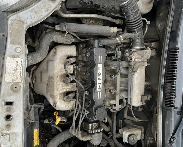 Сірий Шевроле Авео, об'ємом двигуна 1.5 л та пробігом 150 тис. км за 3500 $, фото 12 на Automoto.ua