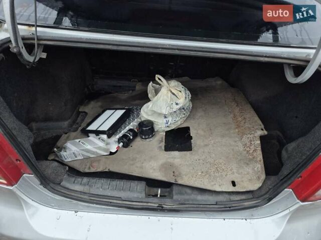 Сірий Шевроле Авео, об'ємом двигуна 1.5 л та пробігом 167 тис. км за 2400 $, фото 18 на Automoto.ua