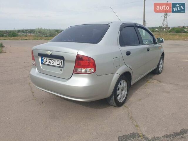 Серый Шевроле Авео, объемом двигателя 1.5 л и пробегом 280 тыс. км за 4300 $, фото 5 на Automoto.ua