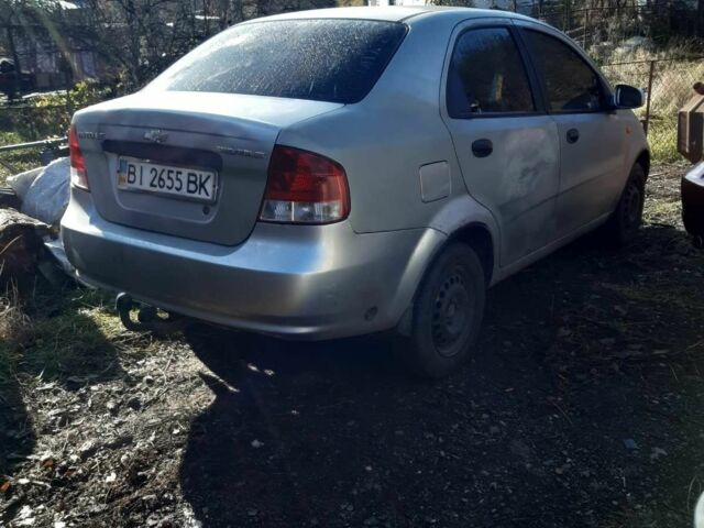 Серый Шевроле Авео, объемом двигателя 1.5 л и пробегом 320 тыс. км за 2000 $, фото 7 на Automoto.ua