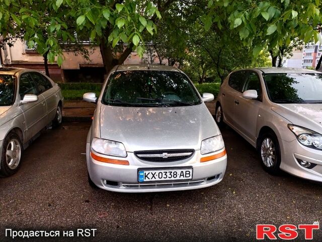 Серый Шевроле Авео, объемом двигателя 1.5 л и пробегом 200 тыс. км за 2750 $, фото 2 на Automoto.ua