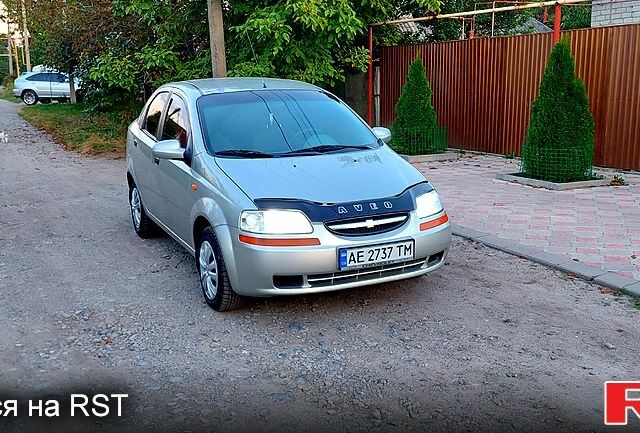 Сірий Шевроле Авео, об'ємом двигуна 1.5 л та пробігом 200 тис. км за 3200 $, фото 7 на Automoto.ua