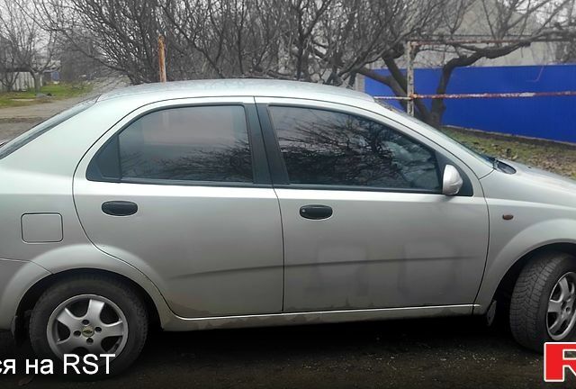 Серый Шевроле Авео, объемом двигателя 1.5 л и пробегом 196 тыс. км за 2200 $, фото 1 на Automoto.ua