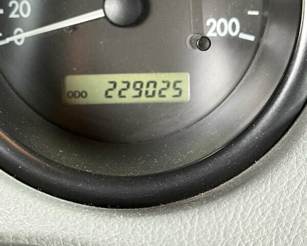 Сірий Шевроле Авео, об'ємом двигуна 1.5 л та пробігом 229 тис. км за 4000 $, фото 20 на Automoto.ua