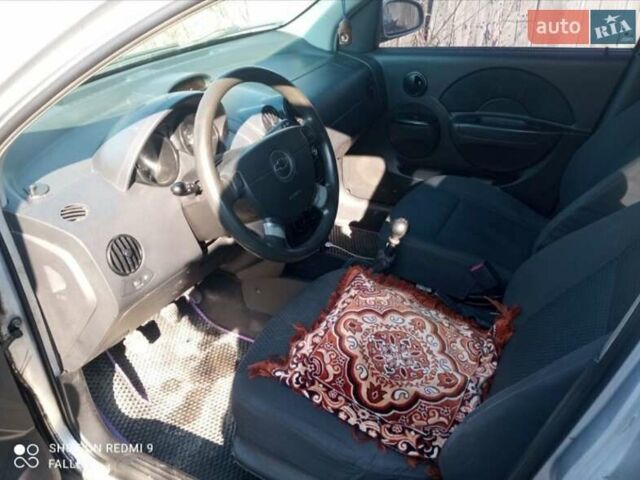 Серый Шевроле Авео, объемом двигателя 1.5 л и пробегом 273 тыс. км за 2000 $, фото 10 на Automoto.ua