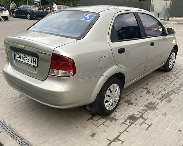 Сірий Шевроле Авео, об'ємом двигуна 1.5 л та пробігом 300 тис. км за 2950 $, фото 8 на Automoto.ua