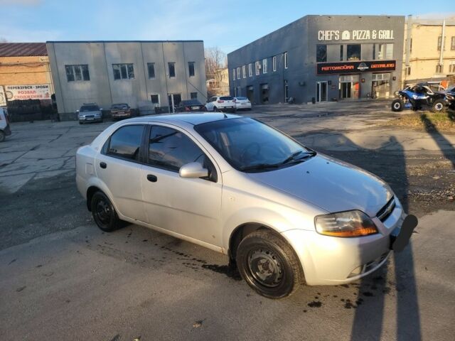 Сірий Шевроле Авео, об'ємом двигуна 0 л та пробігом 290 тис. км за 3000 $, фото 1 на Automoto.ua