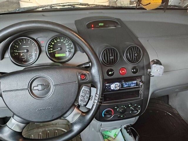 Сірий Шевроле Авео, об'ємом двигуна 1.5 л та пробігом 137 тис. км за 3500 $, фото 5 на Automoto.ua