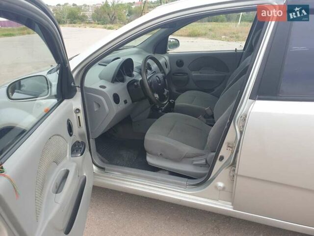 Серый Шевроле Авео, объемом двигателя 1.5 л и пробегом 280 тыс. км за 4300 $, фото 9 на Automoto.ua