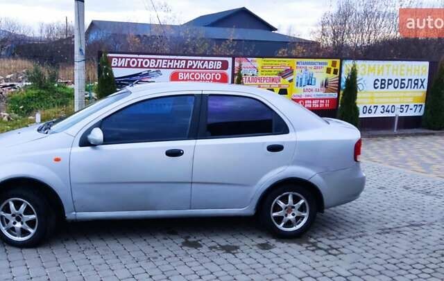 Серый Шевроле Авео, объемом двигателя 1.5 л и пробегом 245 тыс. км за 2600 $, фото 3 на Automoto.ua