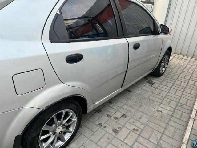 Серый Шевроле Авео, объемом двигателя 1.5 л и пробегом 320 тыс. км за 1193 $, фото 5 на Automoto.ua