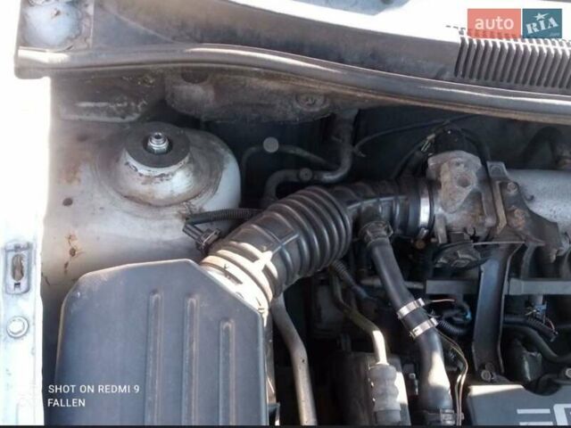 Серый Шевроле Авео, объемом двигателя 1.5 л и пробегом 273 тыс. км за 2000 $, фото 5 на Automoto.ua