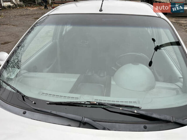 Сірий Шевроле Авео, об'ємом двигуна 1.5 л та пробігом 150 тис. км за 3500 $, фото 13 на Automoto.ua