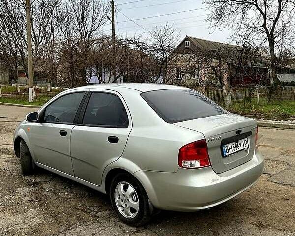 Сірий Шевроле Авео, об'ємом двигуна 1.5 л та пробігом 255 тис. км за 3000 $, фото 3 на Automoto.ua