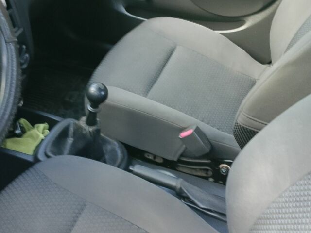 Серый Шевроле Авео, объемом двигателя 1.5 л и пробегом 189 тыс. км за 2841 $, фото 3 на Automoto.ua