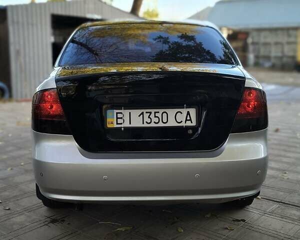Серый Шевроле Авео, объемом двигателя 1.5 л и пробегом 340 тыс. км за 2500 $, фото 4 на Automoto.ua