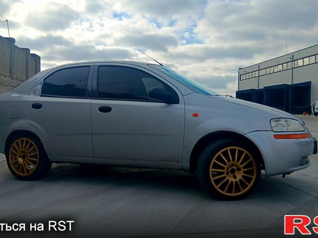 Серый Шевроле Авео, объемом двигателя 1.5 л и пробегом 0 тыс. км за 3400 $, фото 1 на Automoto.ua