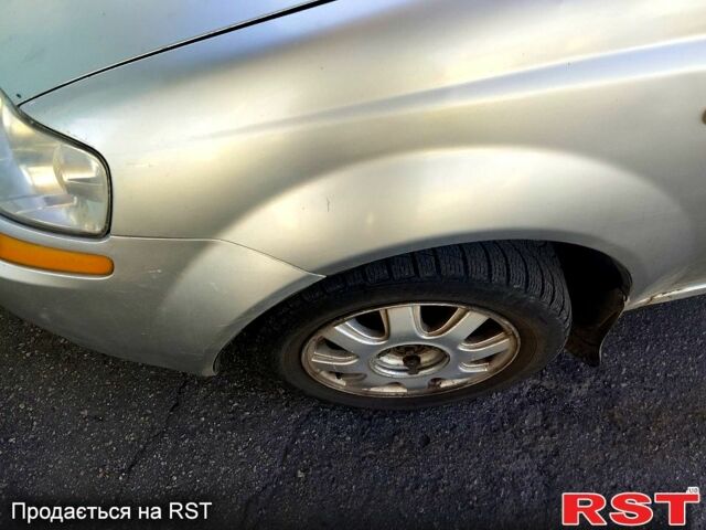 Серый Шевроле Авео, объемом двигателя 1.5 л и пробегом 290 тыс. км за 2800 $, фото 2 на Automoto.ua