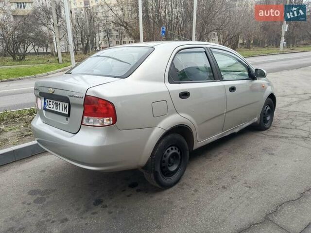 Серый Шевроле Авео, объемом двигателя 1.5 л и пробегом 150 тыс. км за 1900 $, фото 4 на Automoto.ua