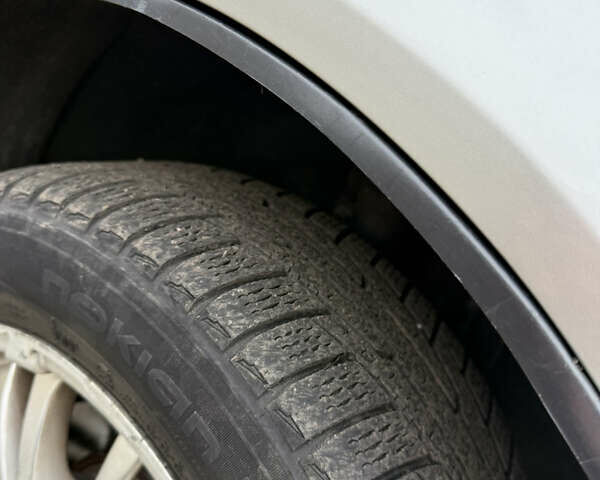 Сірий Шевроле Авео, об'ємом двигуна 1.5 л та пробігом 229 тис. км за 4000 $, фото 12 на Automoto.ua