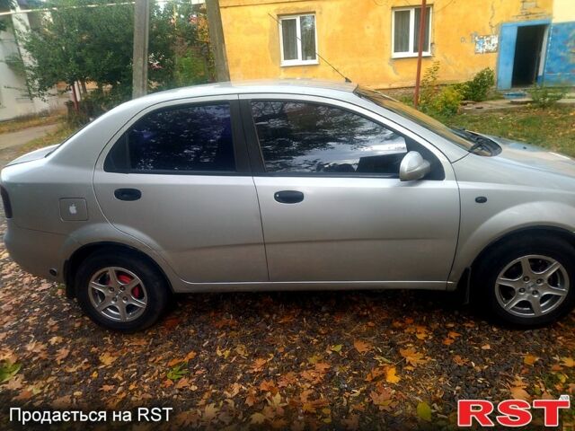 Серый Шевроле Авео, объемом двигателя 1.5 л и пробегом 370 тыс. км за 2400 $, фото 2 на Automoto.ua