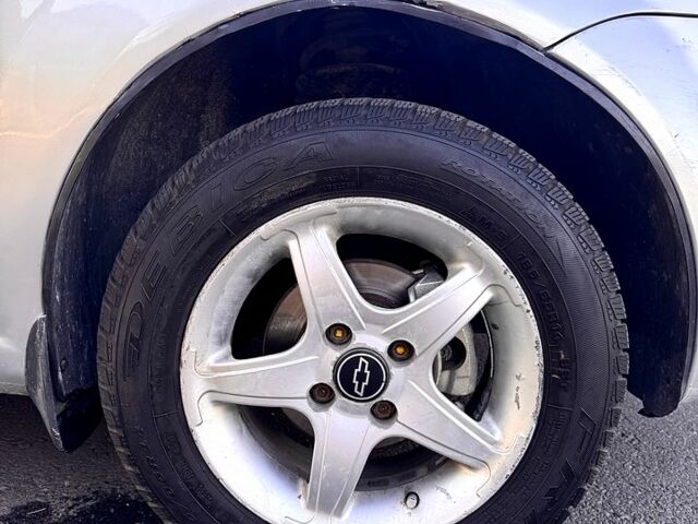 Серый Шевроле Авео, объемом двигателя 1.5 л и пробегом 0 тыс. км за 3200 $, фото 3 на Automoto.ua