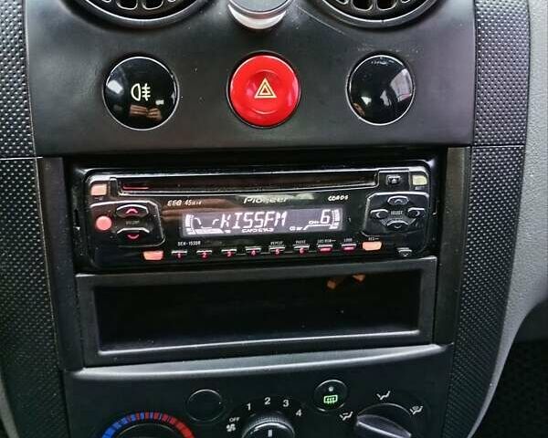 Сірий Шевроле Авео, об'ємом двигуна 1.5 л та пробігом 250 тис. км за 2900 $, фото 9 на Automoto.ua