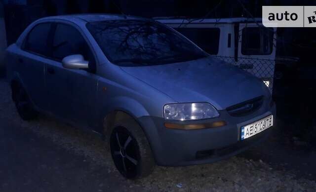 Сірий Шевроле Авео, об'ємом двигуна 1.5 л та пробігом 320 тис. км за 2298 $, фото 1 на Automoto.ua