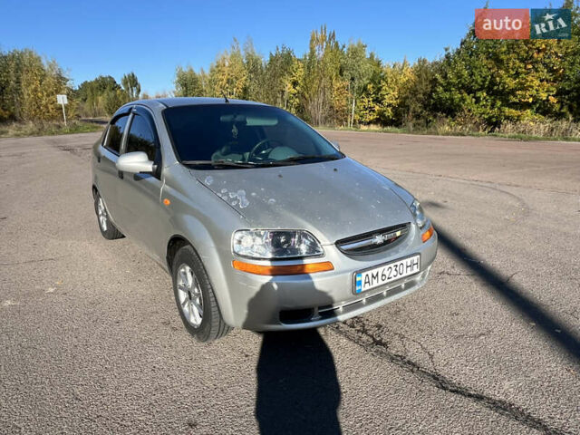 Серый Шевроле Авео, объемом двигателя 1.5 л и пробегом 230 тыс. км за 2200 $, фото 6 на Automoto.ua
