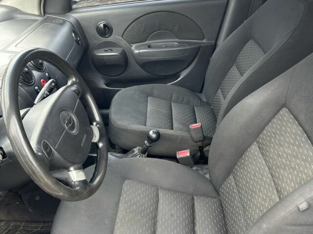 Серый Шевроле Авео, объемом двигателя 1.5 л и пробегом 167 тыс. км за 1299 $, фото 4 на Automoto.ua